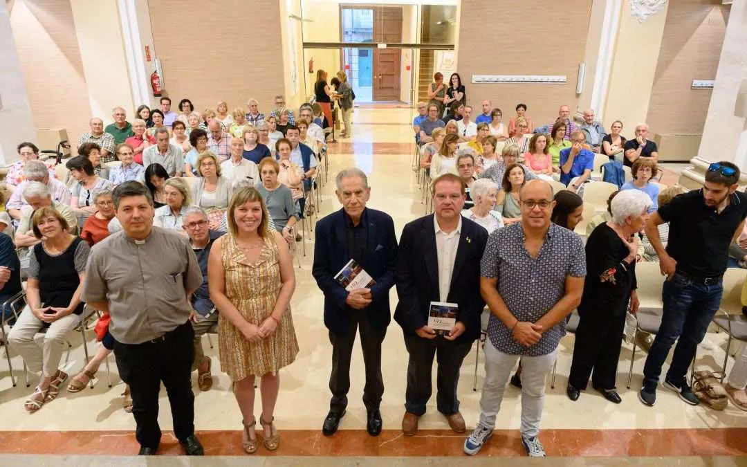 Armand Forcat presenta un llibre de divulgació turística de Cervera i la Segarra