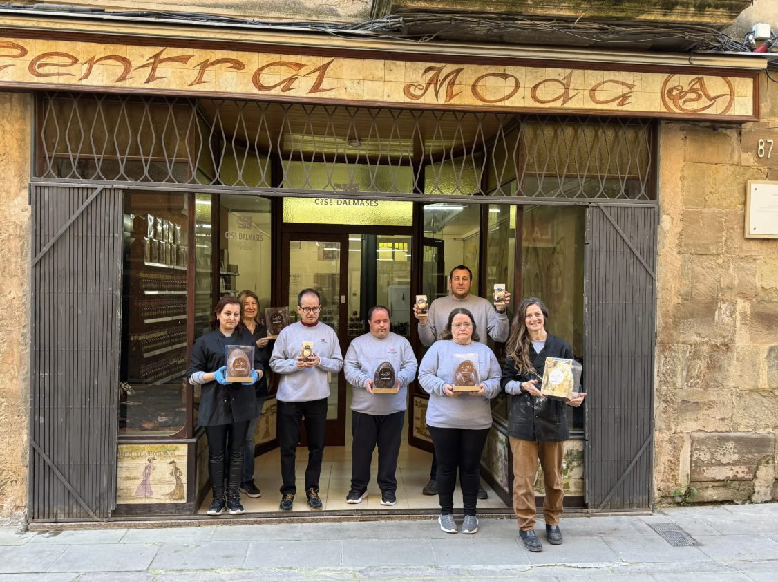 Casa Dalmases reobre la seva botiga a Cervera