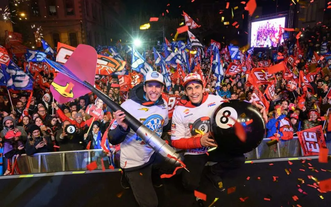 Cervera es rendeix als germans Marc i Àlex Márquez