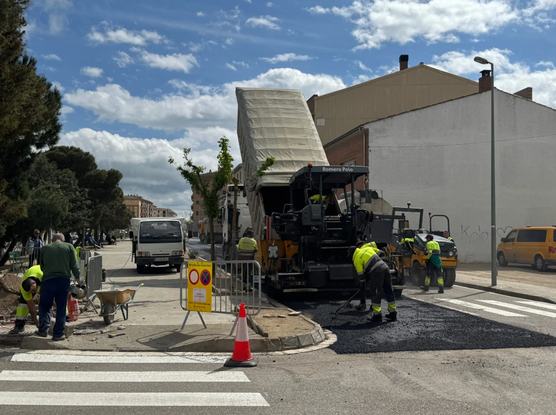 Cervera renova el ferm a nou carrers de la ciutat