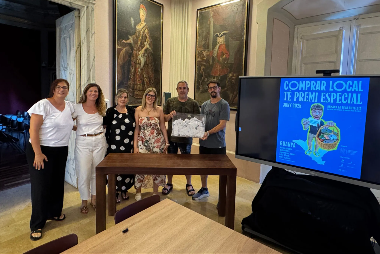 Cervera sorteja els premis de la iniciativa “Compra i Descobreix Catalunya”