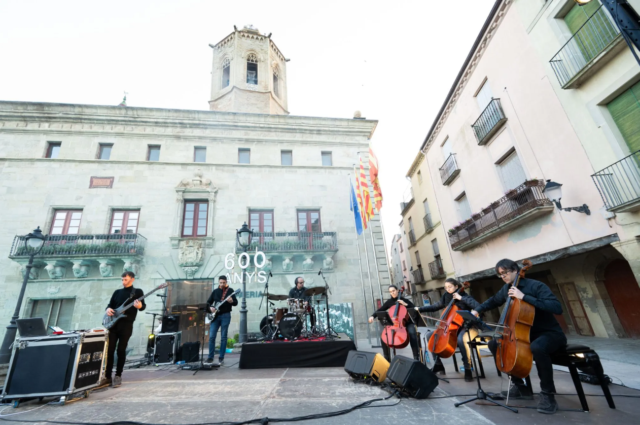 Èxit de l’estrena del concert de campanes i conjunt instrumental “SIX”
