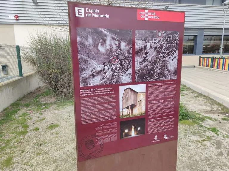 La Paeria renova el plafó del camp de concentració franquista a la Cros