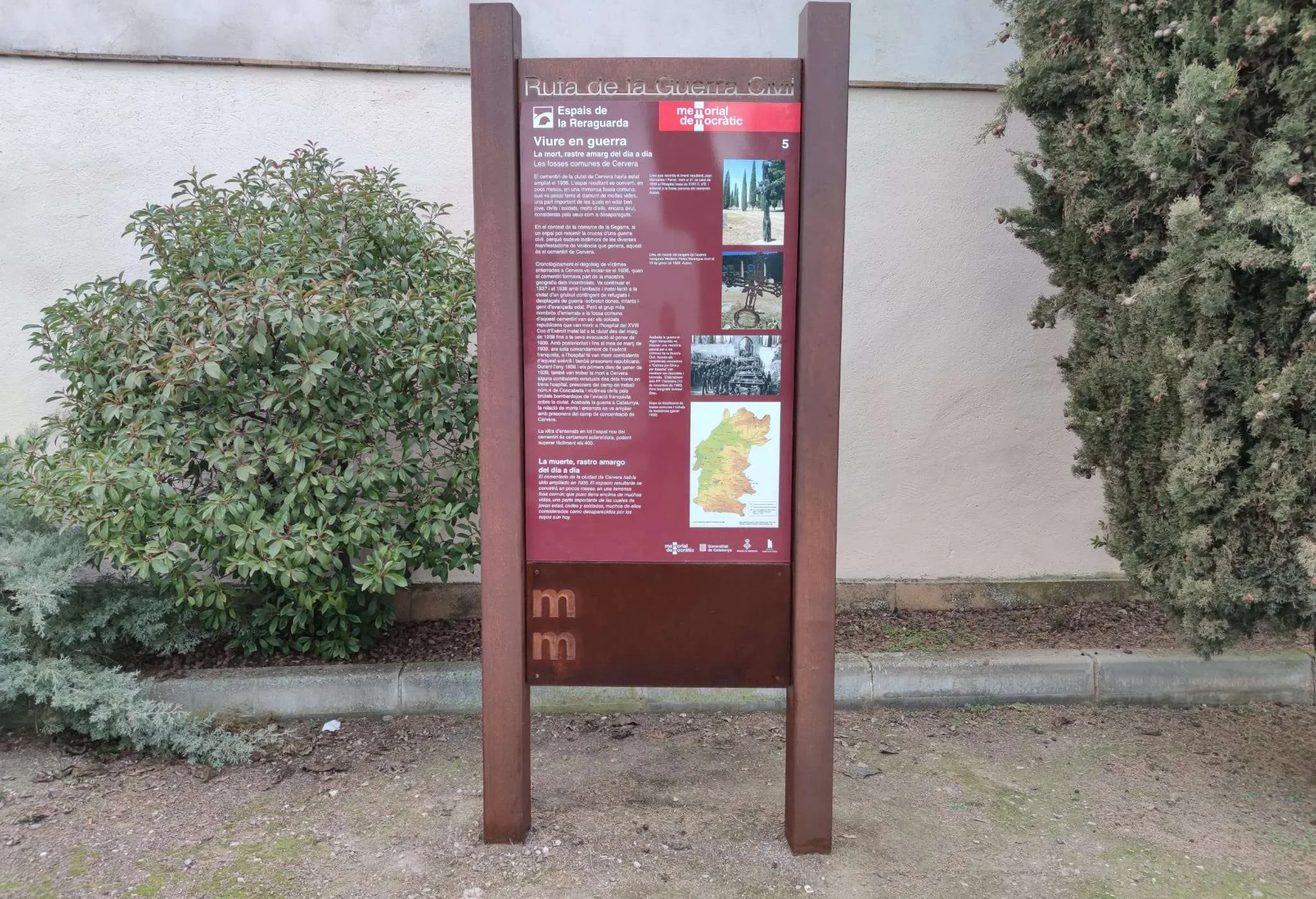 La Paeria renova els plafons de l’itinerari d’espais de la Guerra Civil a Cervera