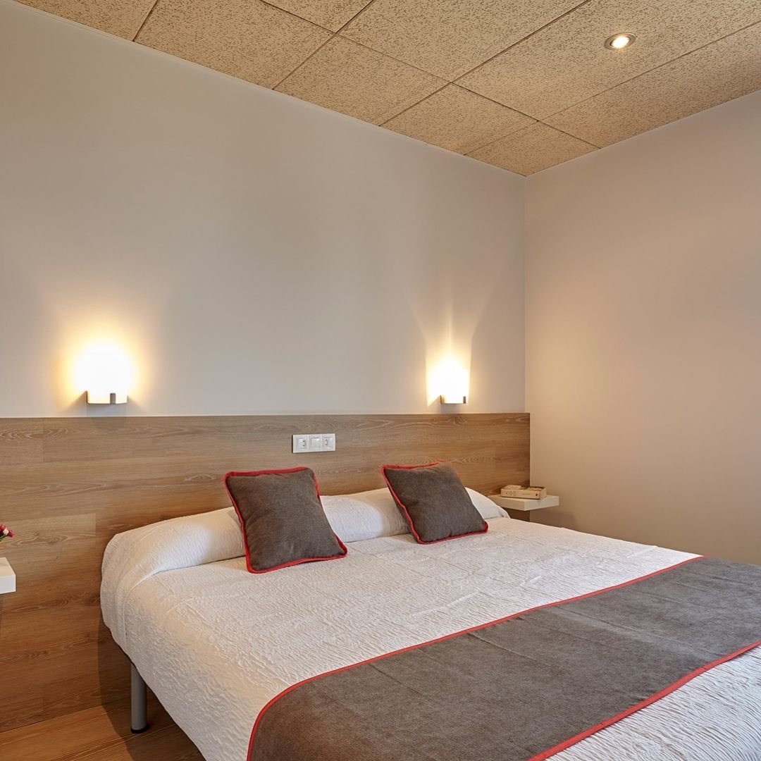 Nobadis Bed & Breakfast · Cervera