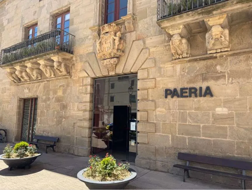 La Paeria de Cervera, contra les agressions homòfobes