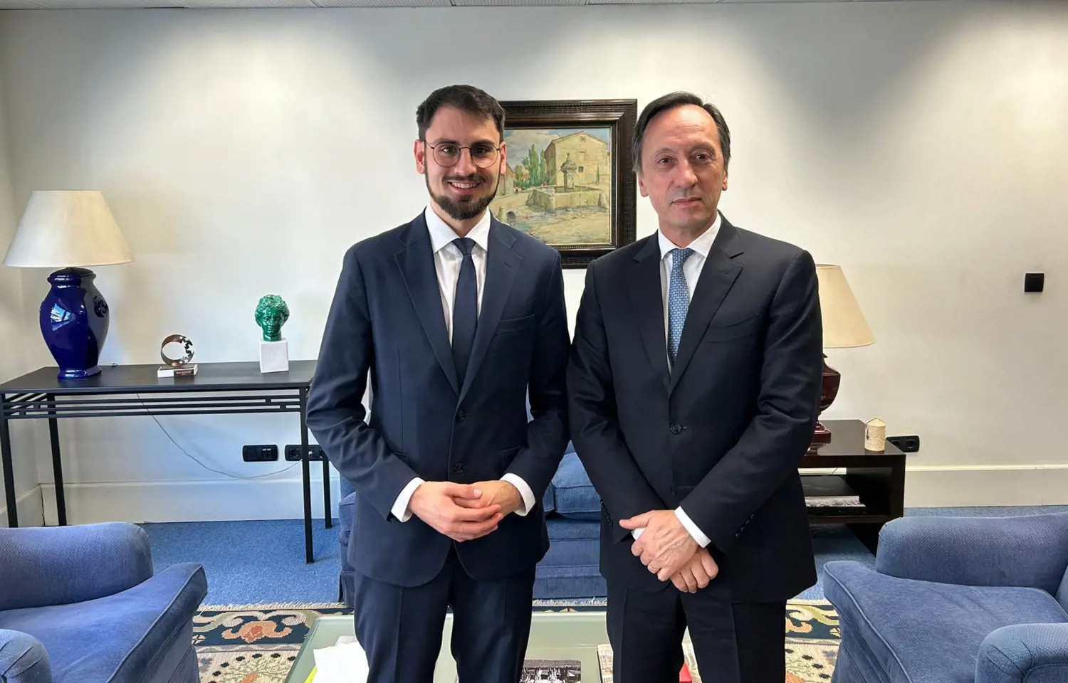 Cervera consolida vincles amb Portugal i Itàlia en reunions amb els seus ambaixadors