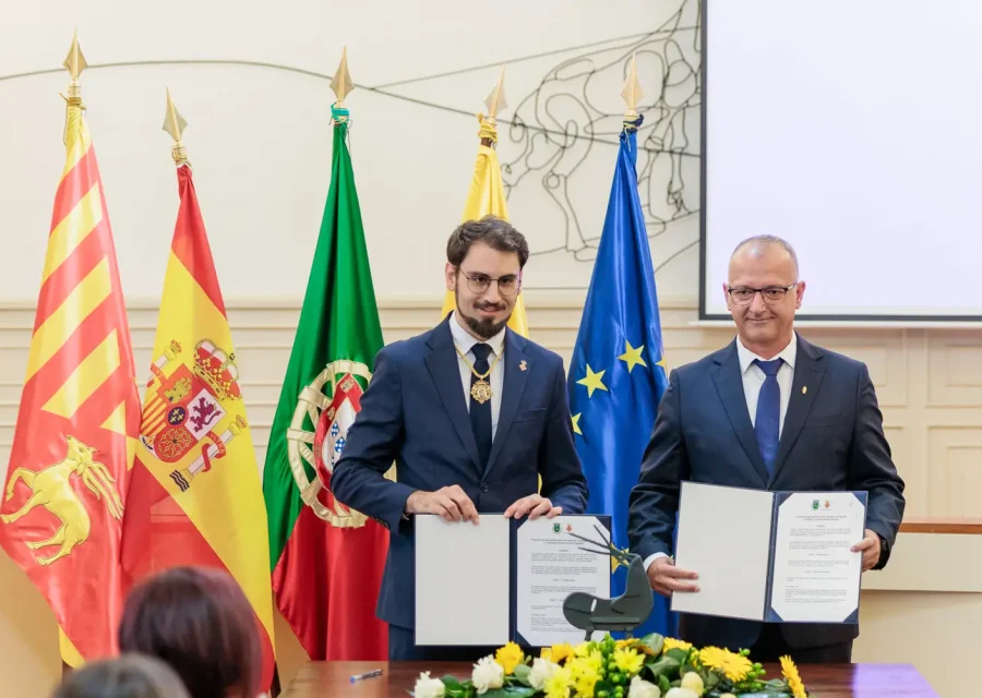 Cervera i Vila Nova de Cerveira consoliden els seus vincles amb un protocol d’agermanament