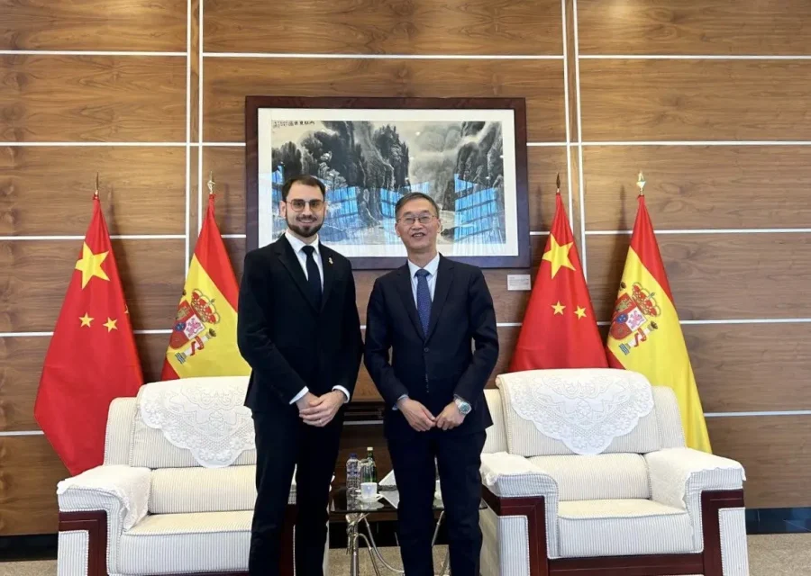 Cervera intensifica les relacions amb la Xina per impulsar el turisme, la cultura i l’economia del municipi