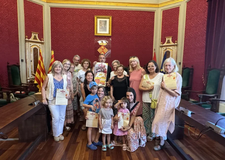 Cervera lliura els premis de la campanya de dinamització del comerç i el turisme de proximitat “Compra a prop, arriba lluny”