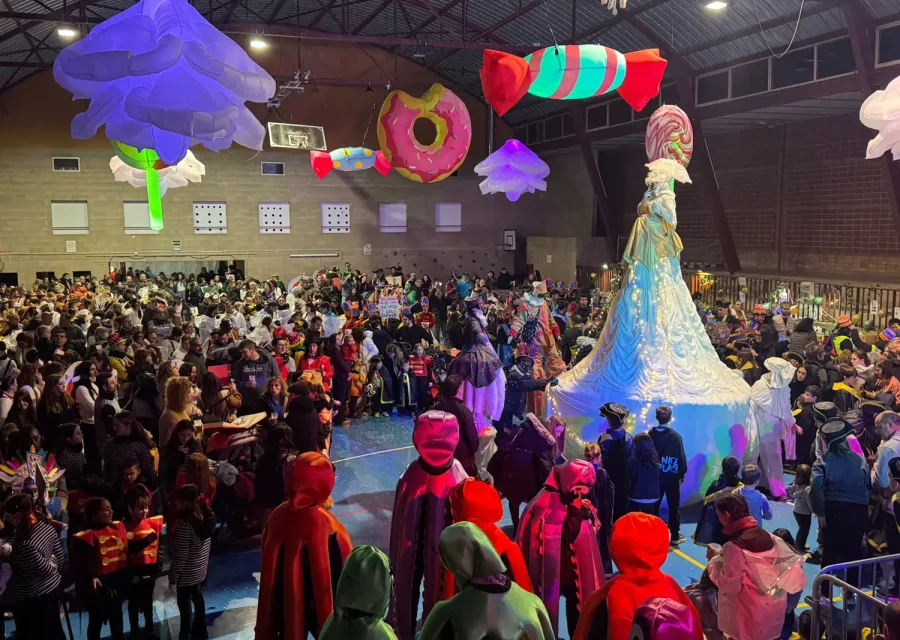 El Carnaval de Cervera continua augmentant la participació a la festa