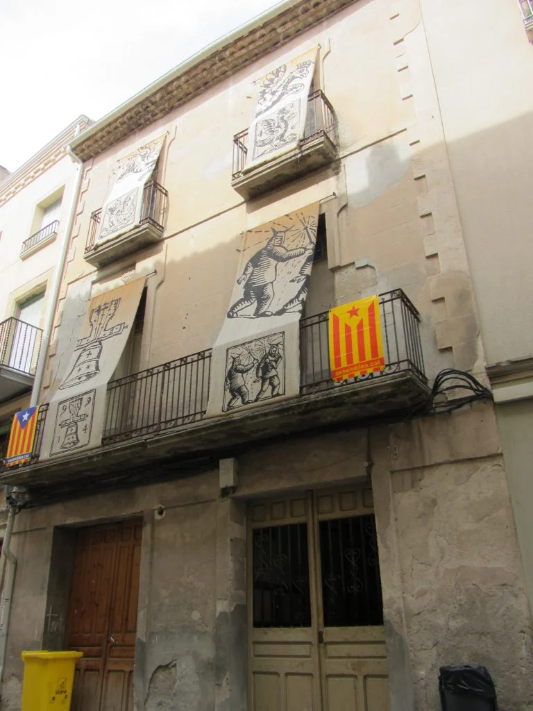 Façana de la Casa Delmera, antiga casa de la Generalitat de Cervera.