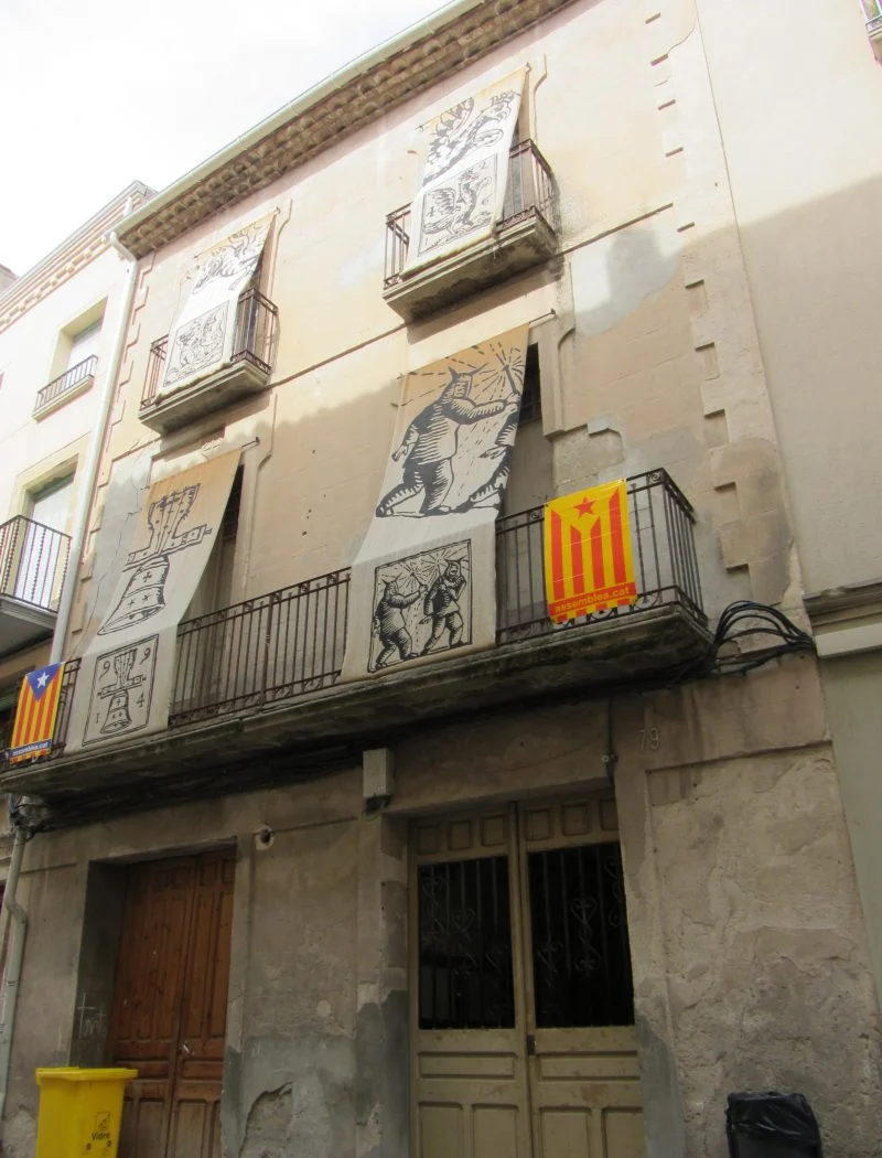 Façana de la Casa Delmera, antiga casa de la Generalitat de Cervera.