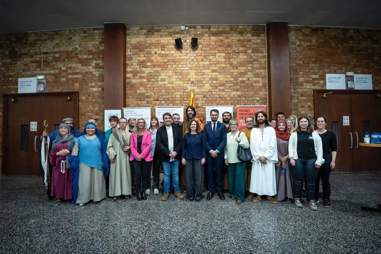 La consellera de Cultura assisteix a la Passió de Cervera i a la cloenda de l’Any Josep Cercós